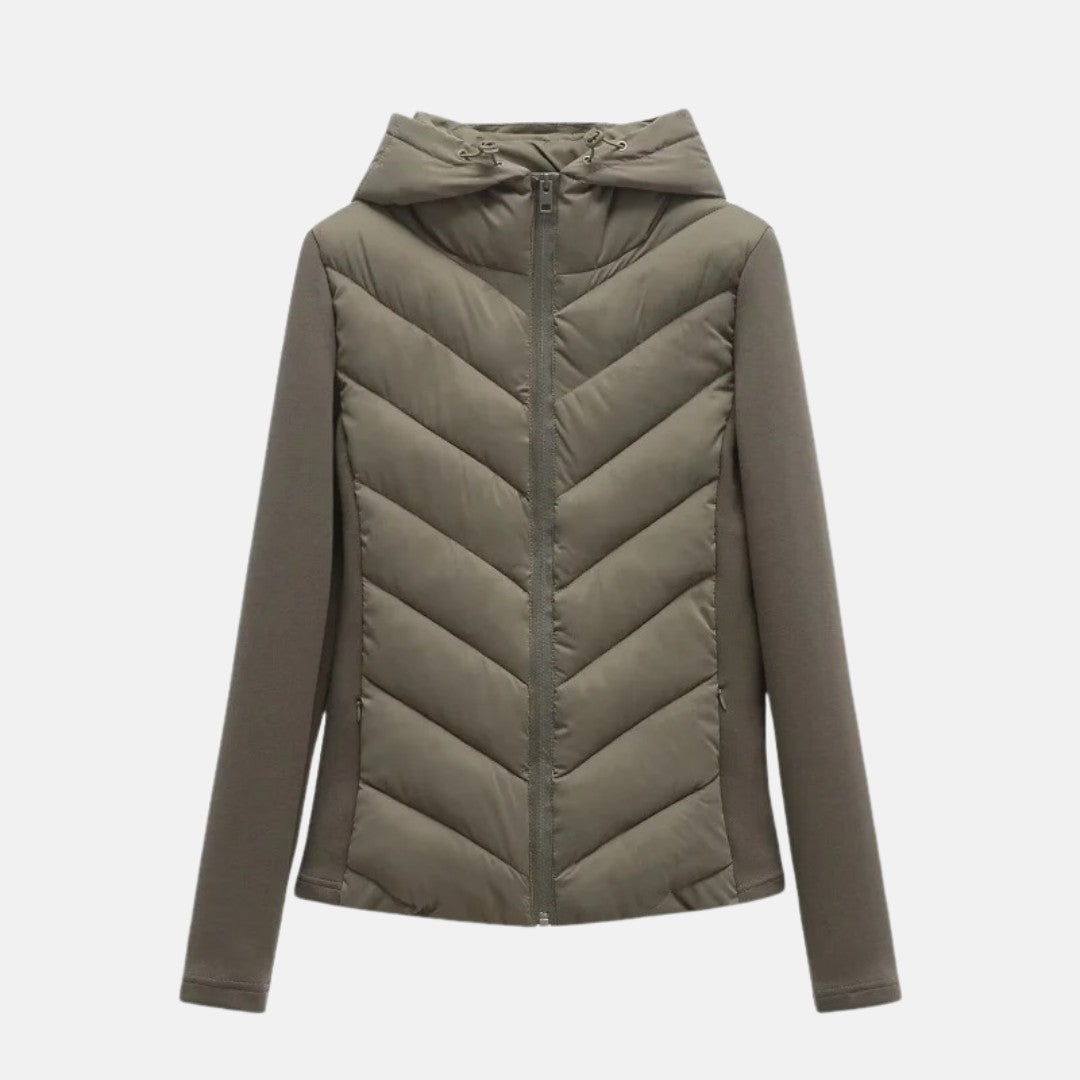 Huva sportjacka i smal passform med quiltat framstycke och mjuka stretchärmar