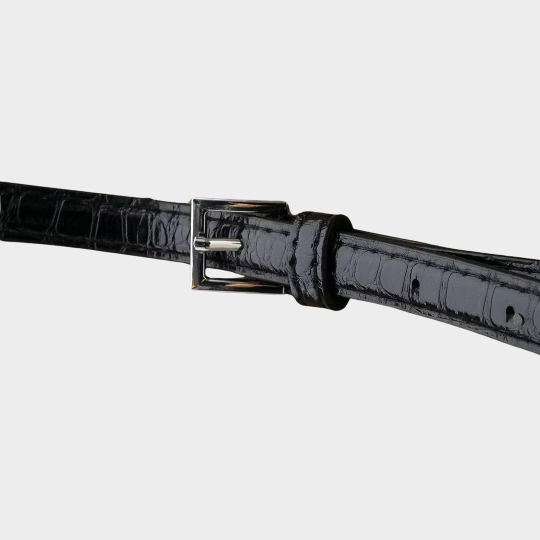 Mellanbrun omlottjacka med smalt bälte och V-ringning