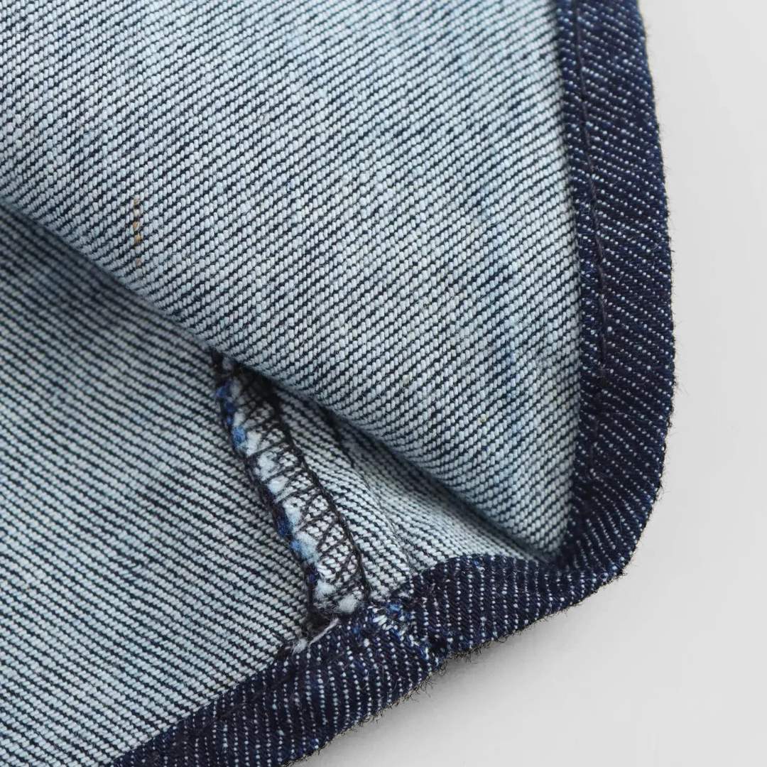 Midiklänning i denim med krage och hel knäppning