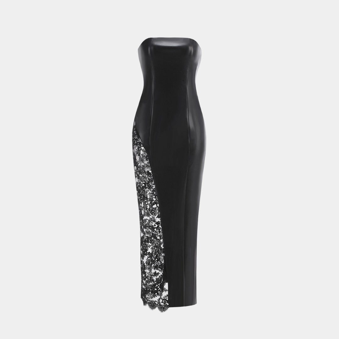 Axelbandslös långklänning i svart fuskläder med spetsdetaljer