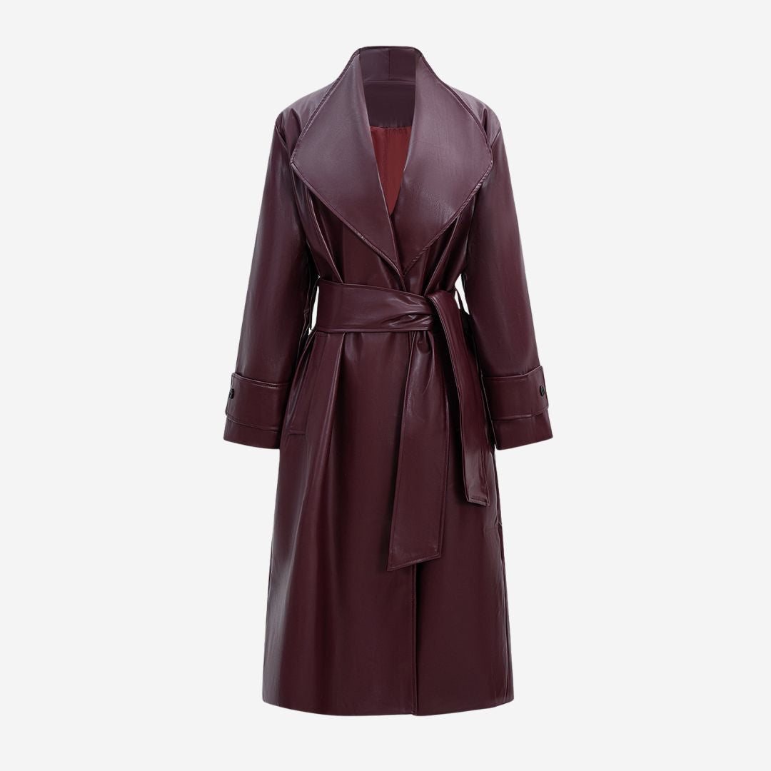 Vinröd Lång vinröd trenchcoat i glansigt veganskt läder med bred krage och knytskärp