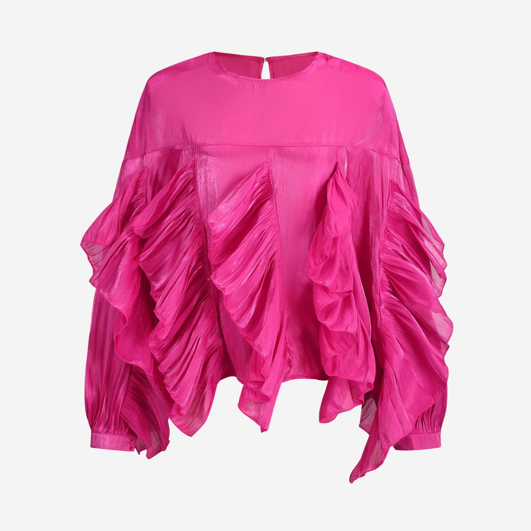 Fuchsiafärgad chiffontopp med volanger och lös silhuett