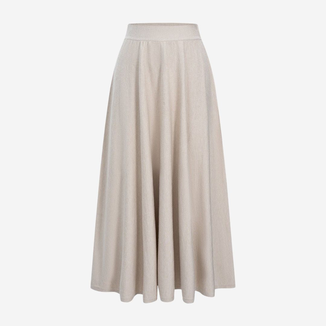 Lång stickad kjol i mjuk jerseykvalitet med utsvängd silhuett och bekväm midja