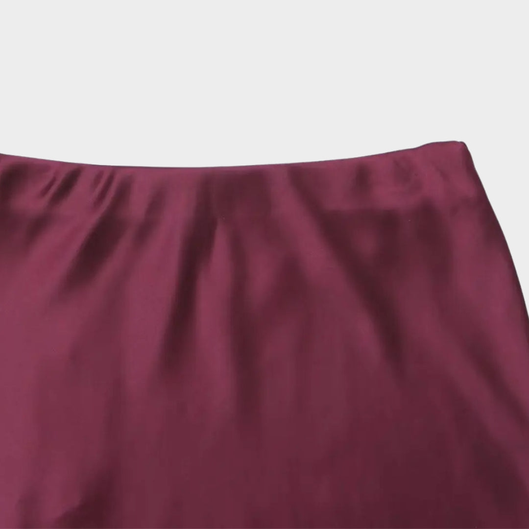 Satinkjol i midilängd med hög midja och A-linjeform