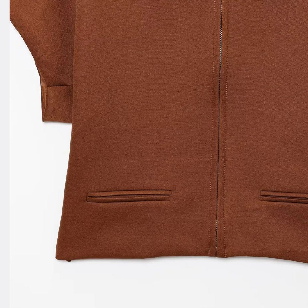 Strukturerat tvådelat set i stretch med zip-top och vida byxor