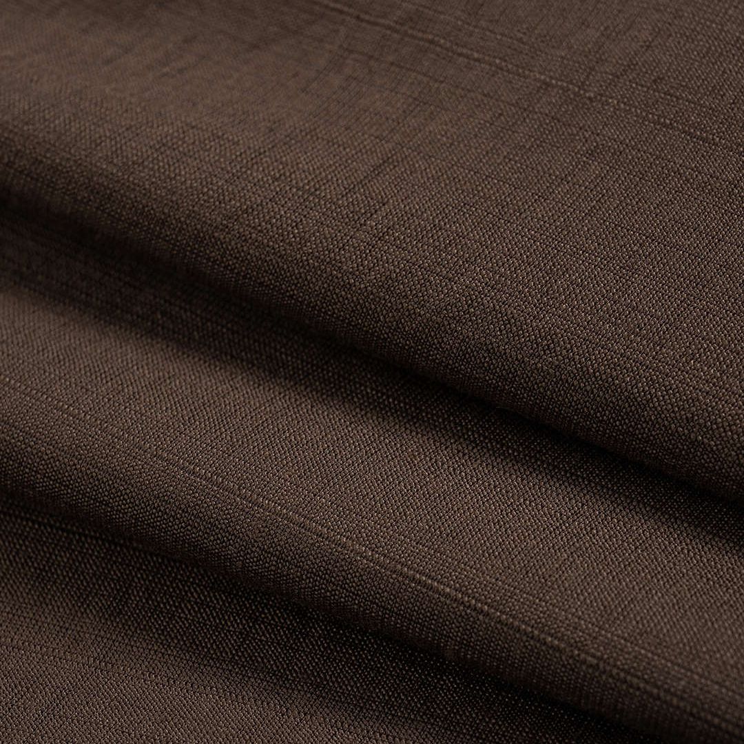 Kort brun skjortjacka med knappstängning och klassisk krage