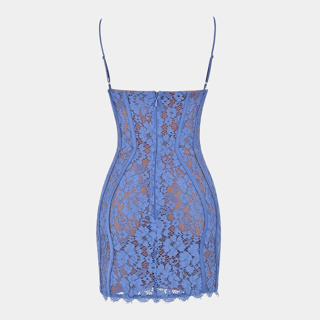 Ljuslila spetsklänning i minilängd med strukturerad korsettliv och justerbara axelband