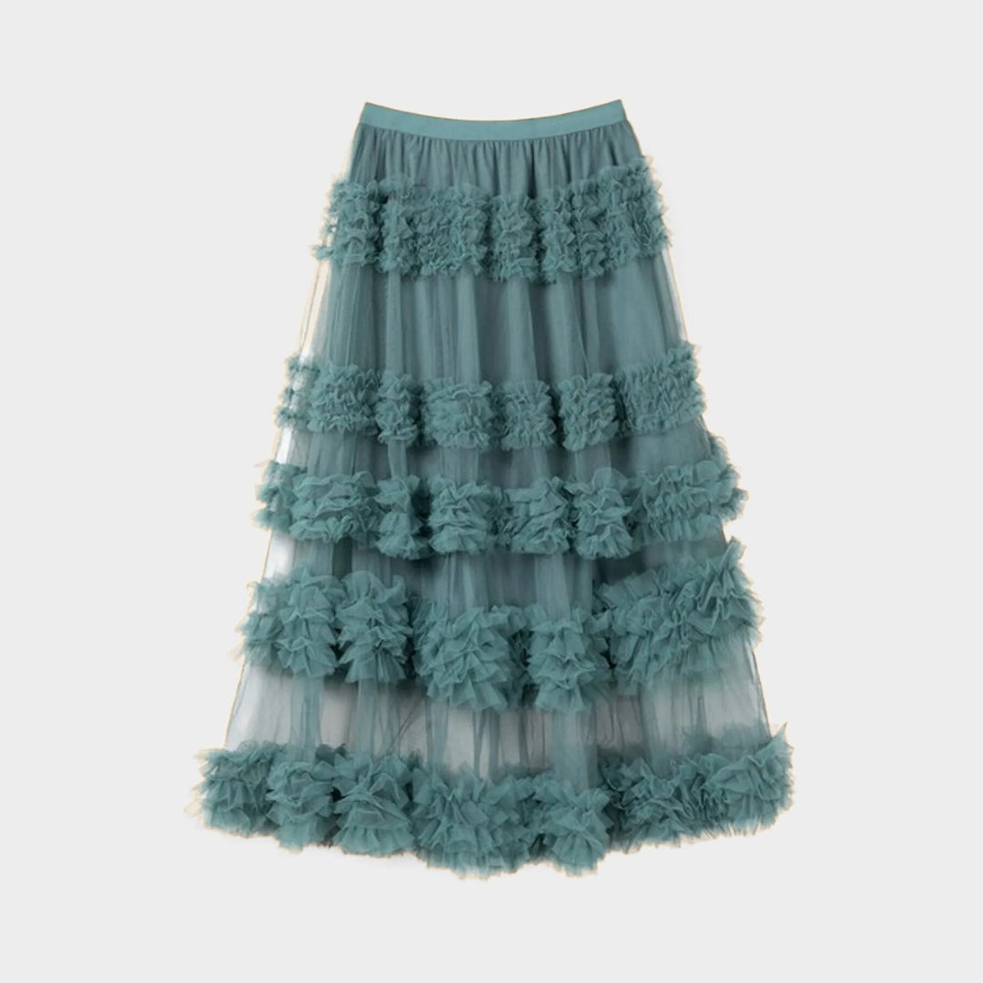 Kjol i spets med lagerdetaljer, naturlig midja, A-linje silhuett och volym