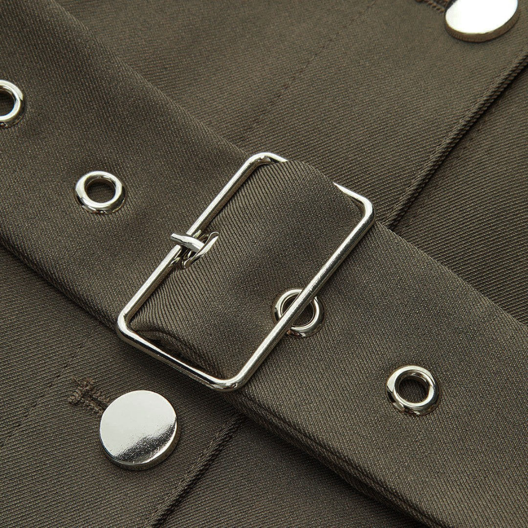 Olivbrun Bältesjacka med ståkrage och raka ärmar i strukturerat tyg