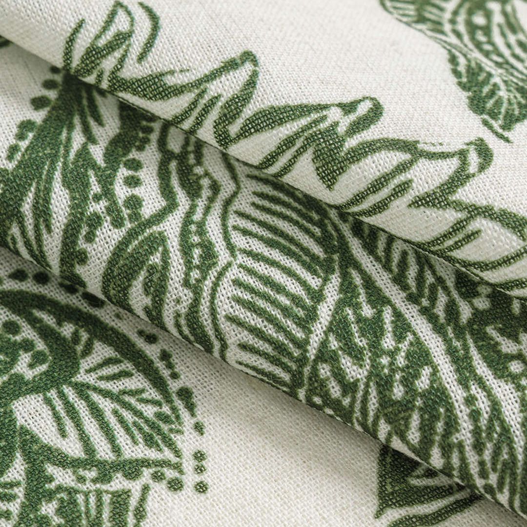 Grön- och vitmönstrad skjorta i paisleytryck med knytbälte och kontrastdetaljer