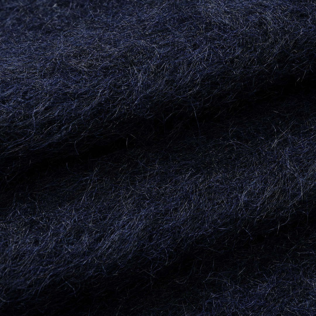 Marinblå fluffig stickad cardigan med bälte och knappar framtill