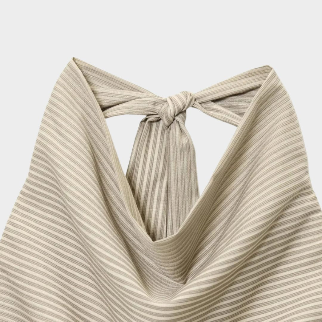 Randig halterneck-miniklänning med bar rygg och silverfärgad kedjedetalj