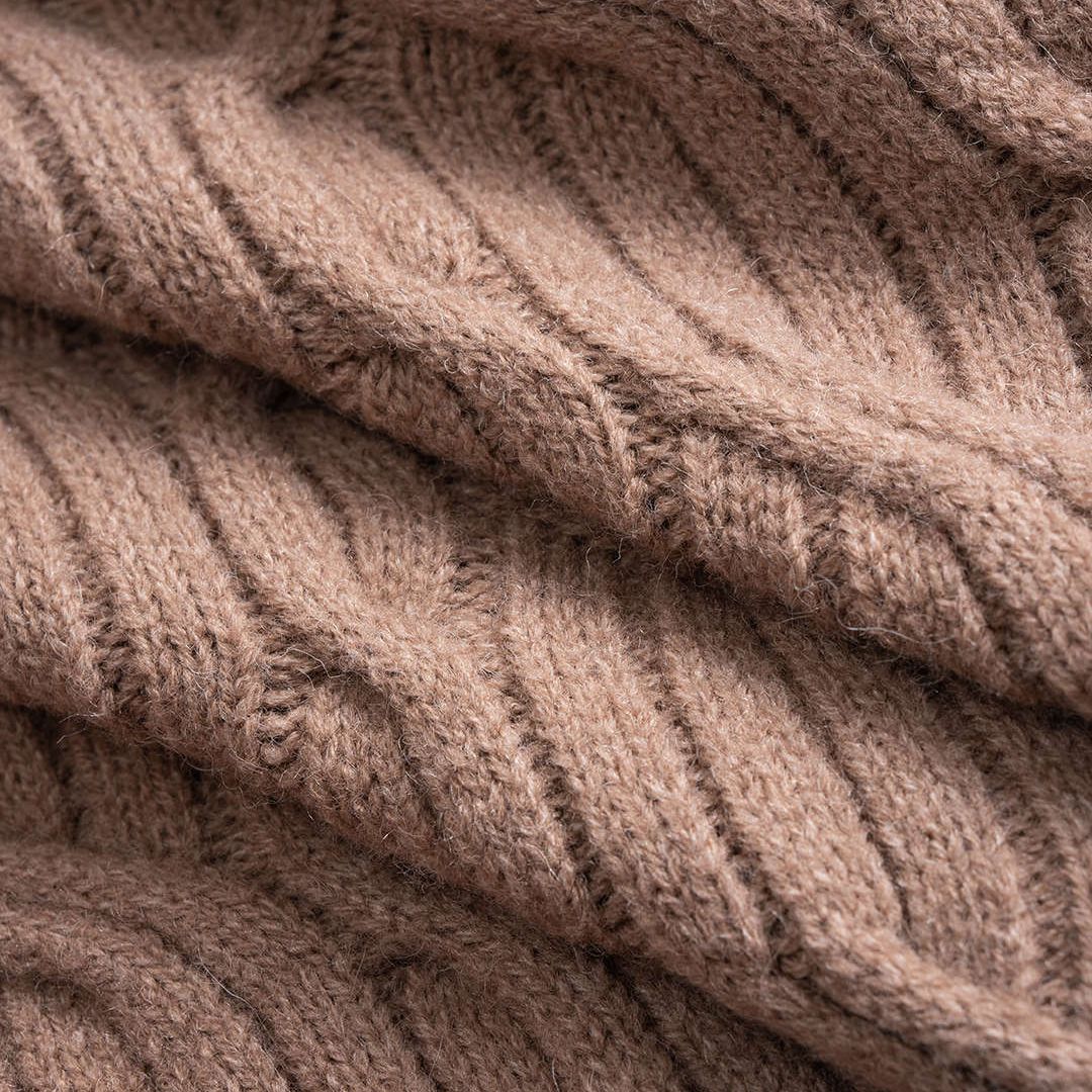 Rosabrun Stickad kofta med strukturmönster och avslappnad passform