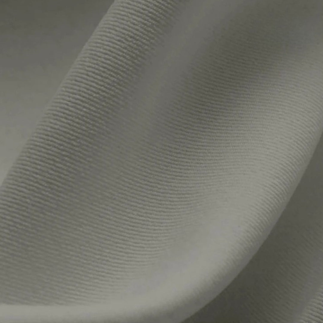 Yoga byxor med utsvängda ben och asymmetrisk kjoldetalj