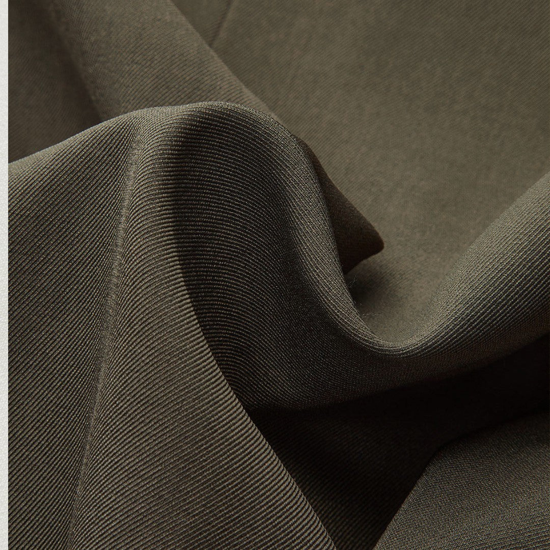 Olivbrun Bältesjacka med ståkrage och raka ärmar i strukturerat tyg