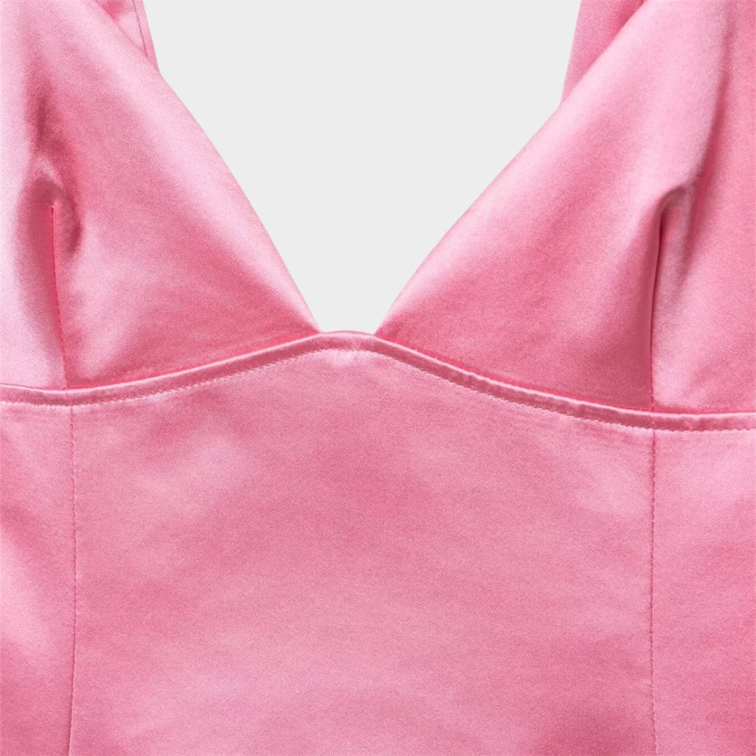 Satintopp med knytbara axelband och kort skärning