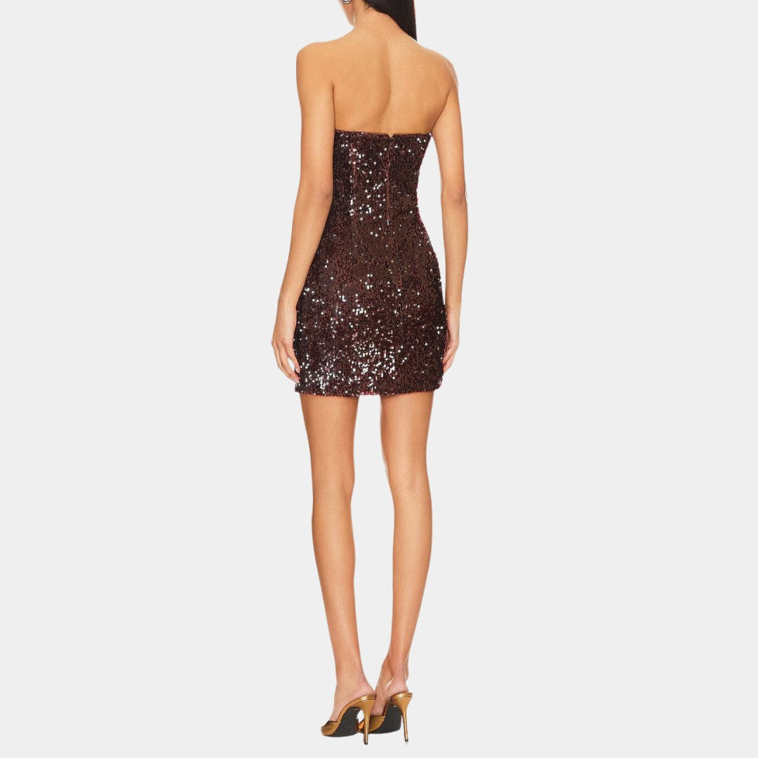 Vinröd paljettklänning i minilängd med axelbandslös design och figursydd silhuett