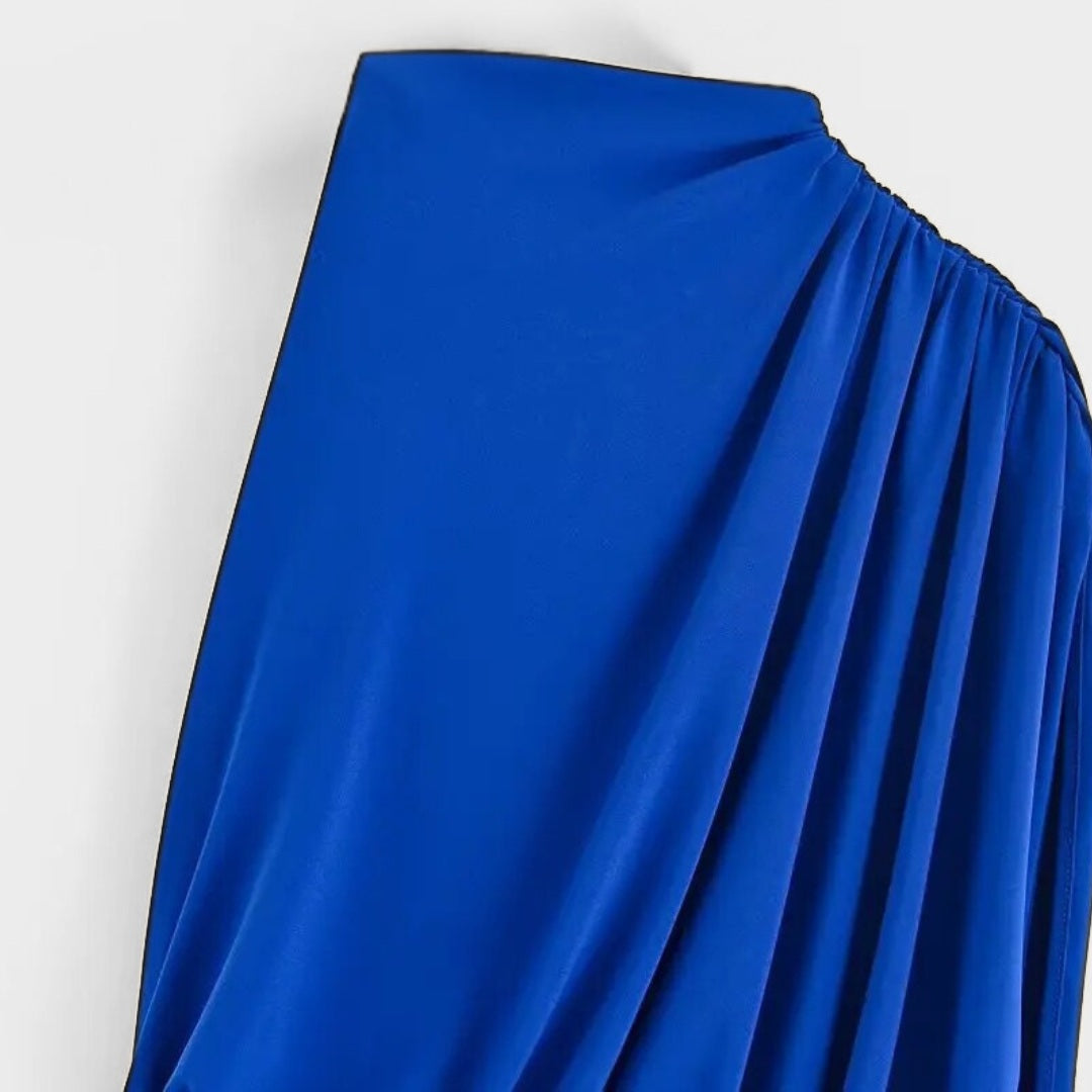 Blä Maxiklänning med asymmetrisk drapering och enaxlad design i vävt tyg