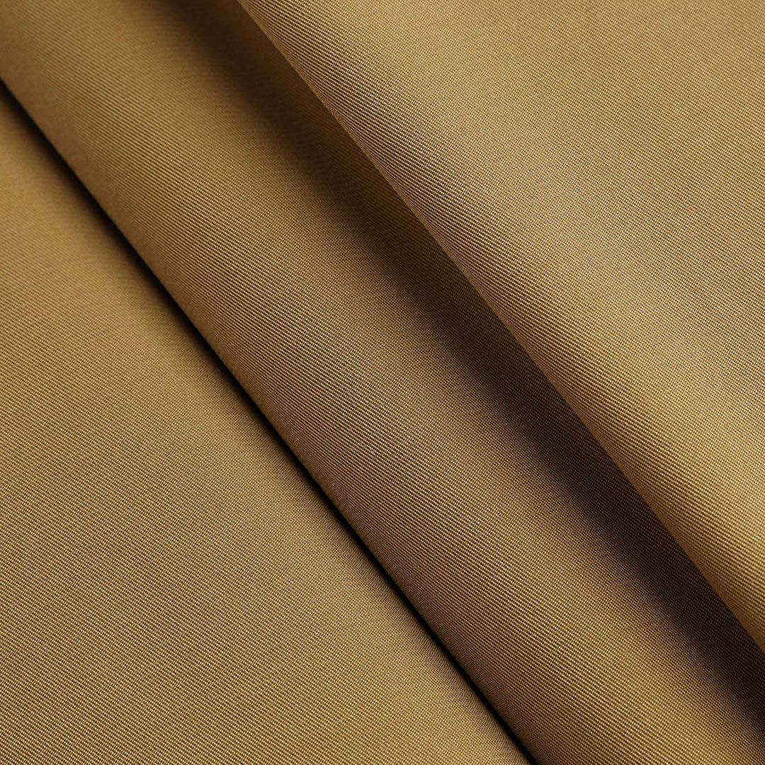 Brun workwear jacka med brun manchesterkrage, dekorativa knappar och fyrficksdesign i avslappnad passform