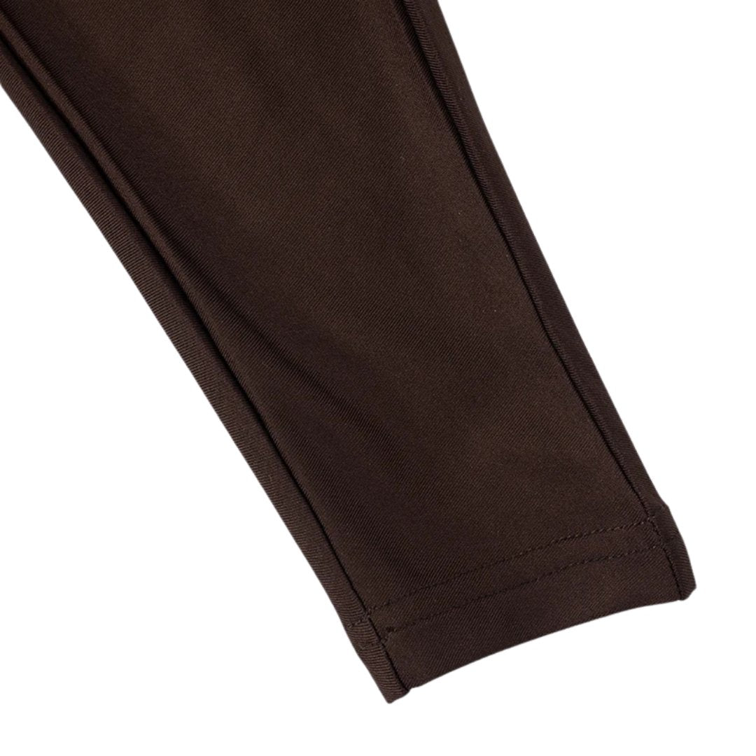 Asymmetrisk brun miniklänning med knytband och fladderärmar