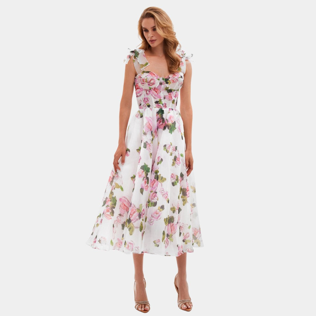 Vit midiklänning i organza med rosigt blommönster