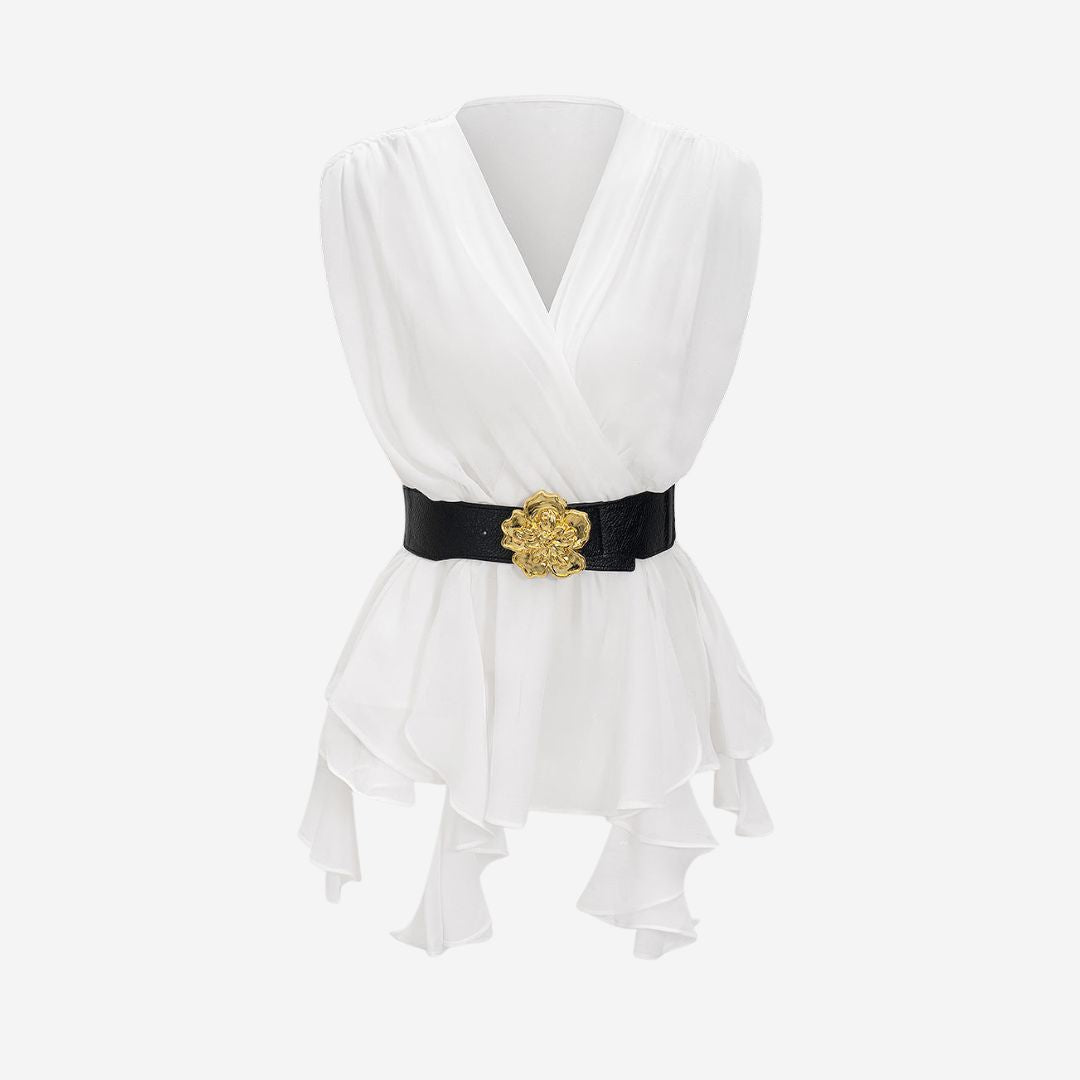 Romantisk transparent tulleblus med volanger och smickrande silhuett