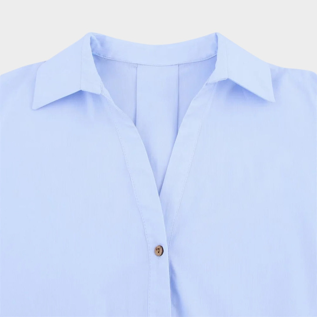 Oversize skjorta med knappstängning och uppvikta ärmar