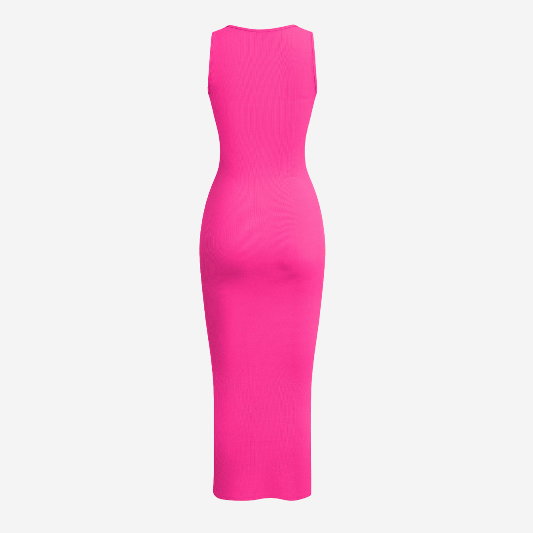 Ribbstickad ärmlös midiklänning med kroppsnära passform rund halsringning och mjuk bomullskänsla