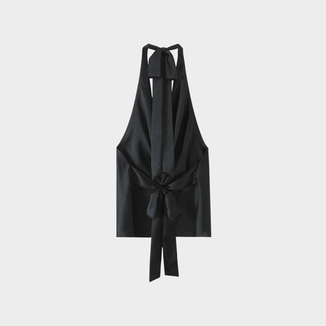 Satintopp med halterneck, knytband och öppen rygg i sommarstil