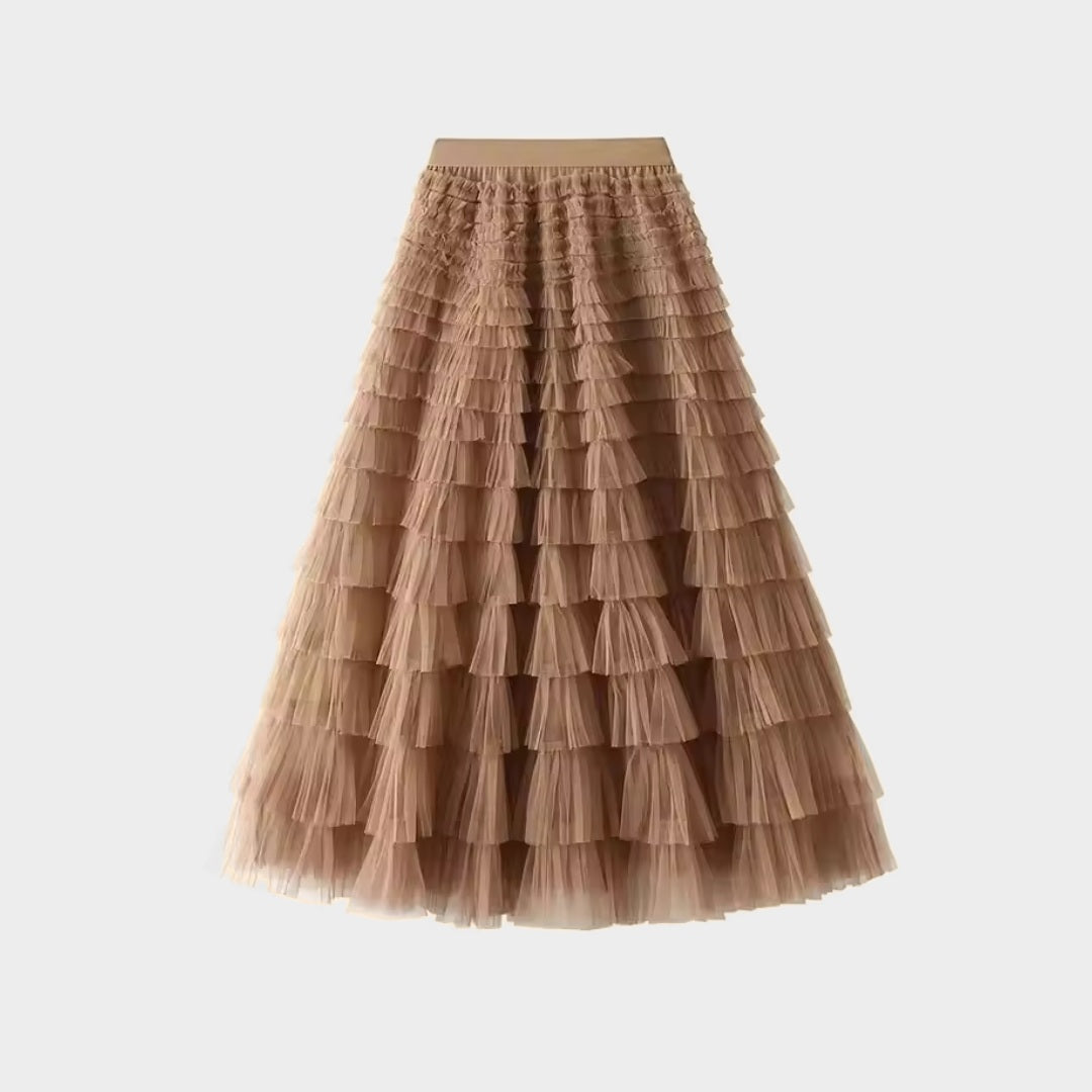 Kjol i mesh med plisserade lager naturlig midja och avslappnad passform