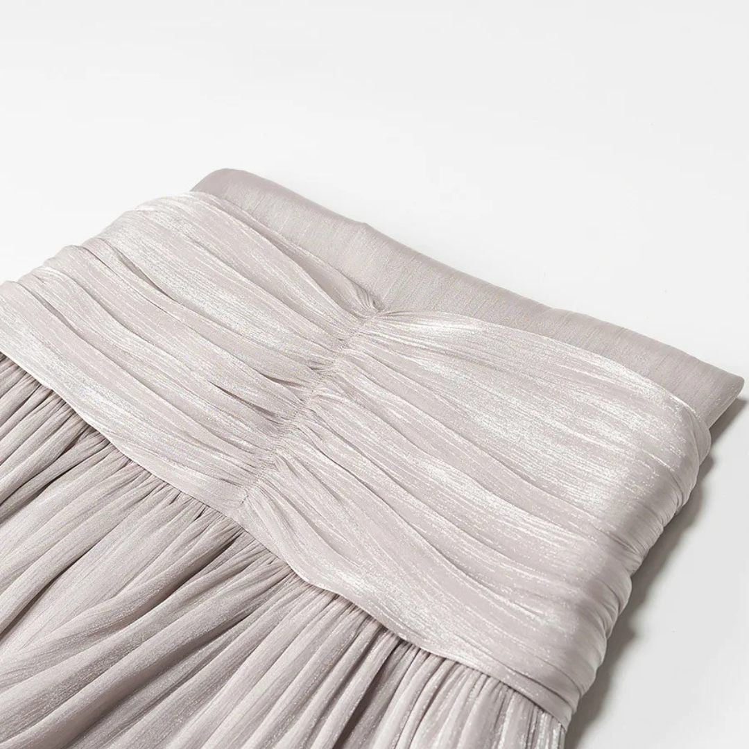 Grå blus med knytband och långa ärmar samt veckad lagerkjol set