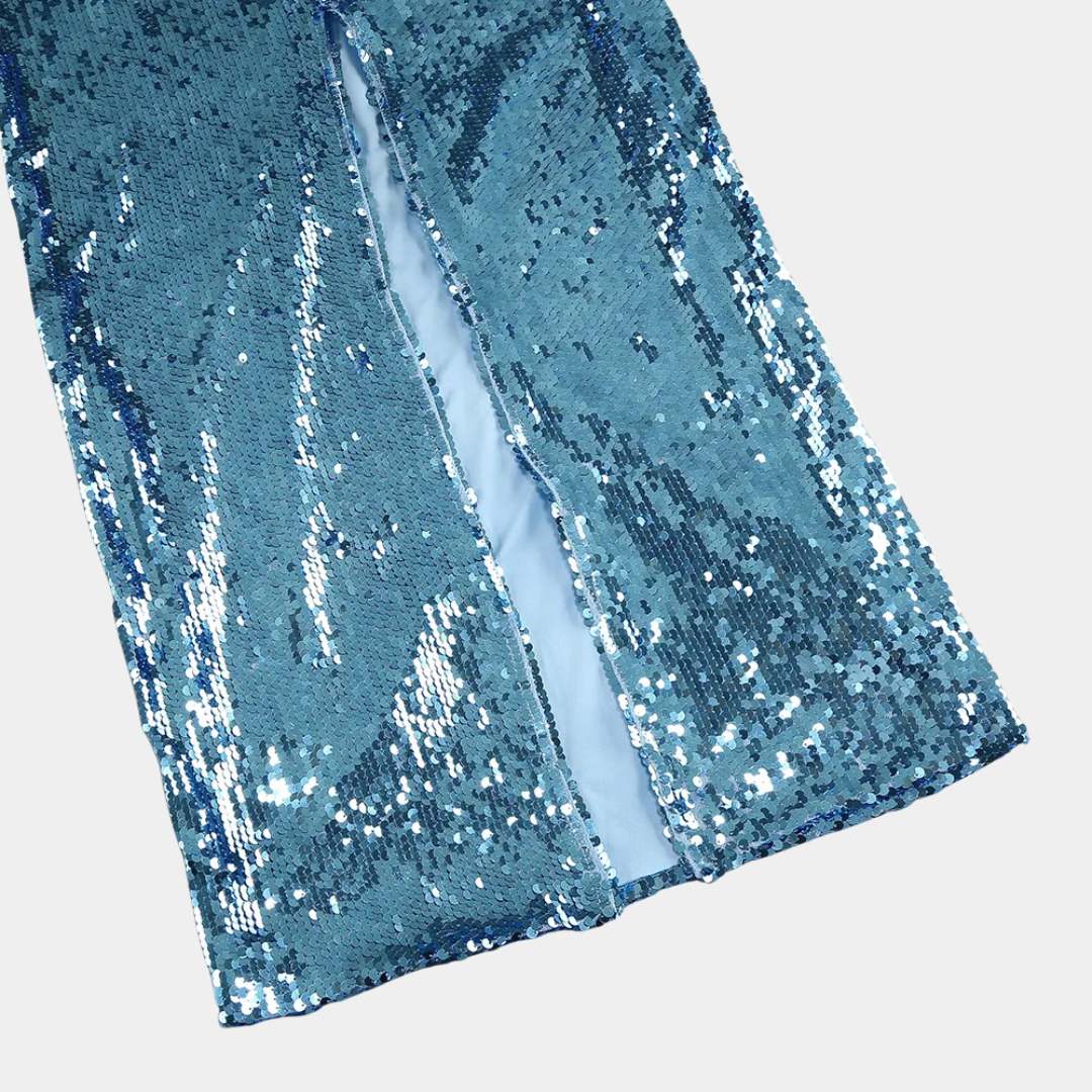 Blå paljettklänning i bodycon-modell med ärmlös design