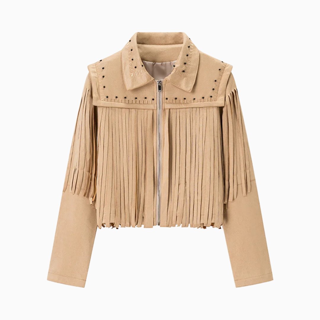 Beige mockajacka i cowboystil med långa fransar och nitar