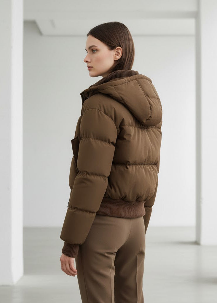 Brun puffjacka med innerväst i manchester och ribbade muddar