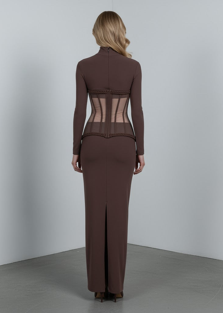 Mörkbrun kroppsnära maxiklänning med transparent korsettpanel och turtleneck