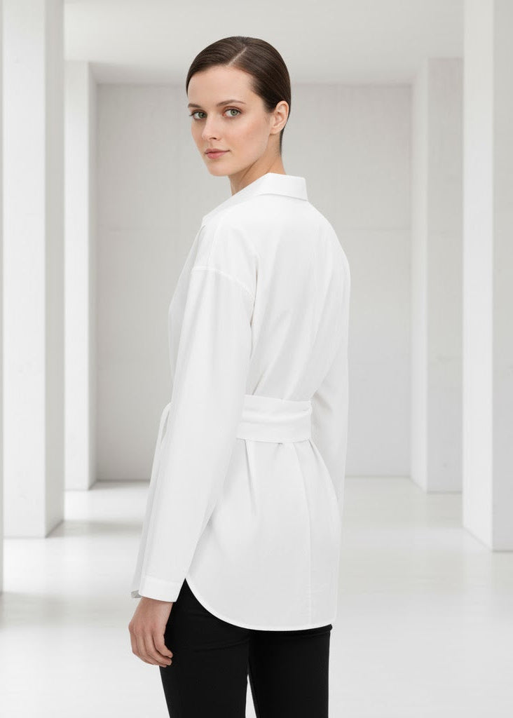 Vit Långärmad topp med figurnära passform och rak fåll