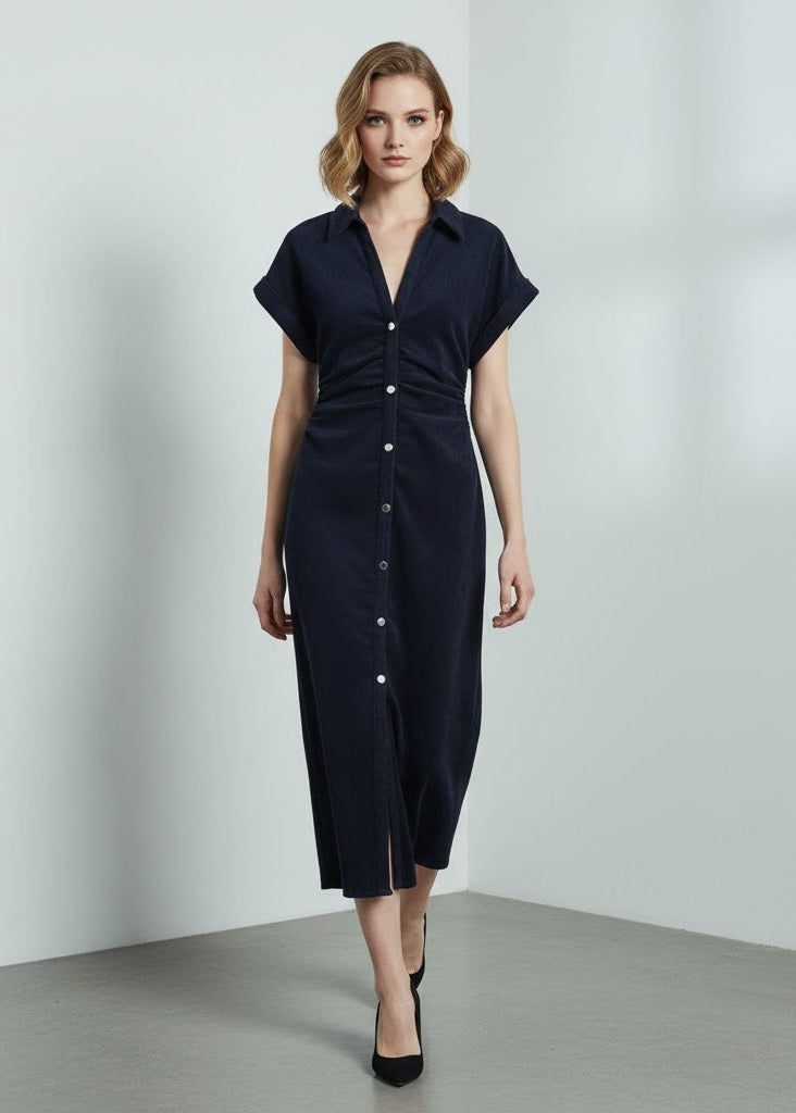 Midiklänning i denim med krage och hel knäppning