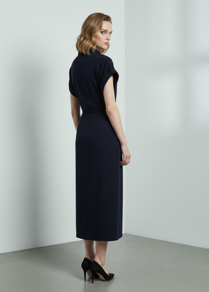 Midiklänning i denim med krage och hel knäppning