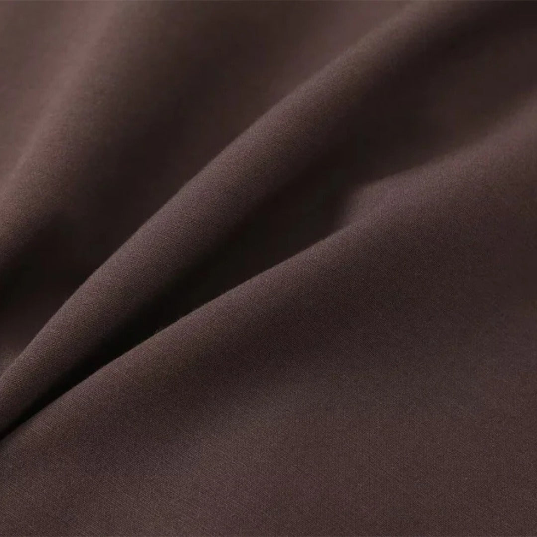 Bodycon miniklänning med djup V-ringning och bustierliv