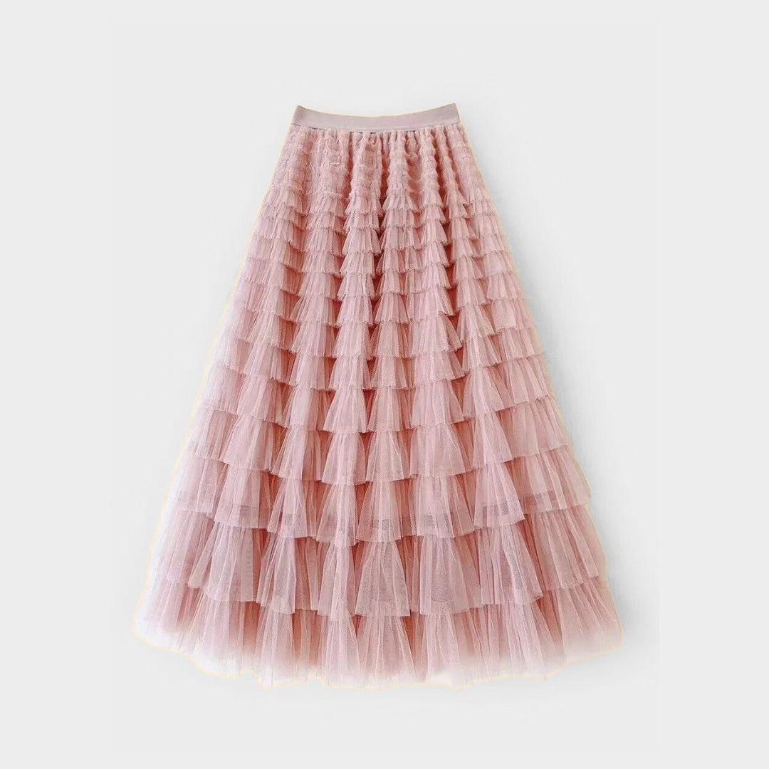 Kjol i mesh med plisserade lager naturlig midja och avslappnad passform