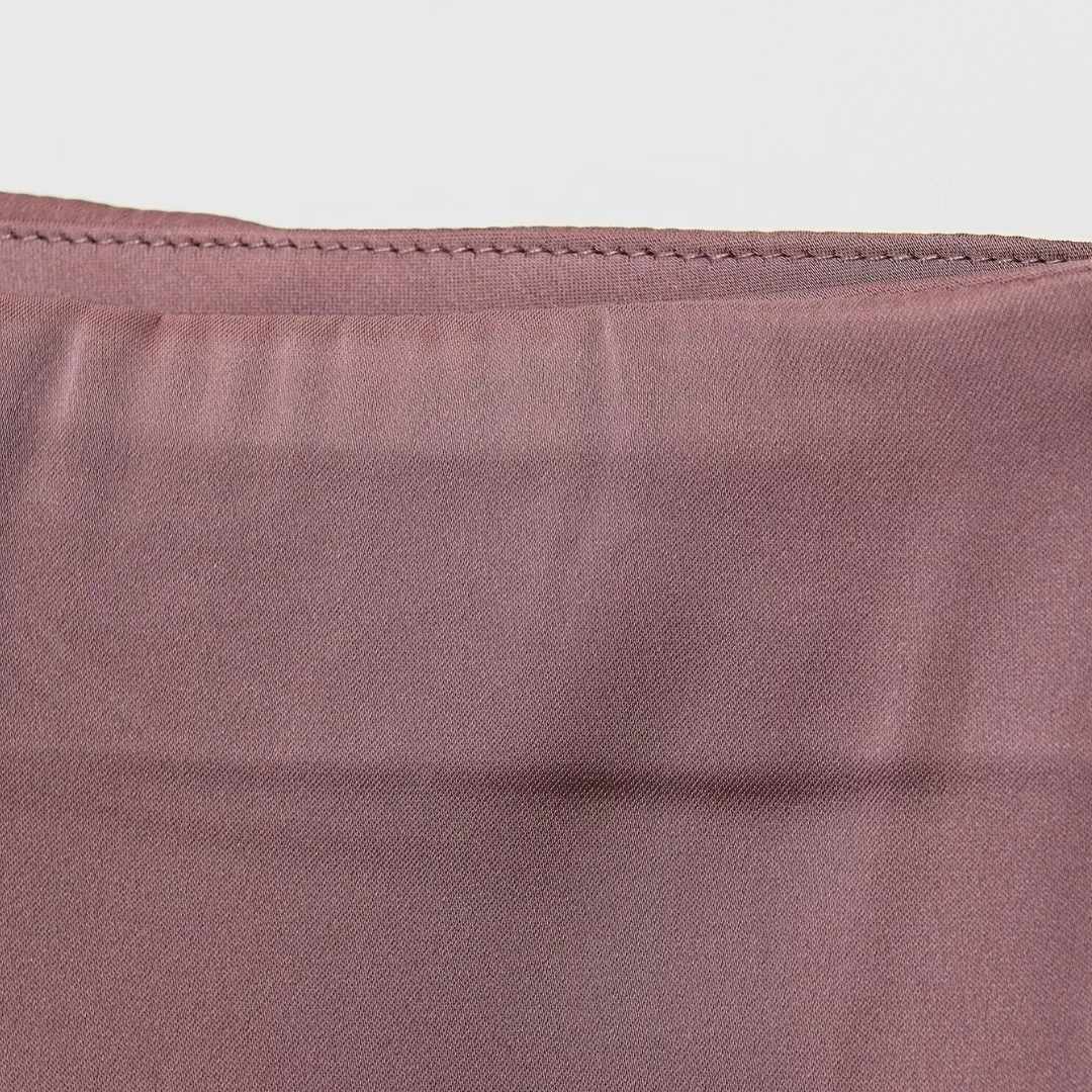 Tvådelat set med asymmetrisk topp och vida byxor – enfärgat eller prickigt