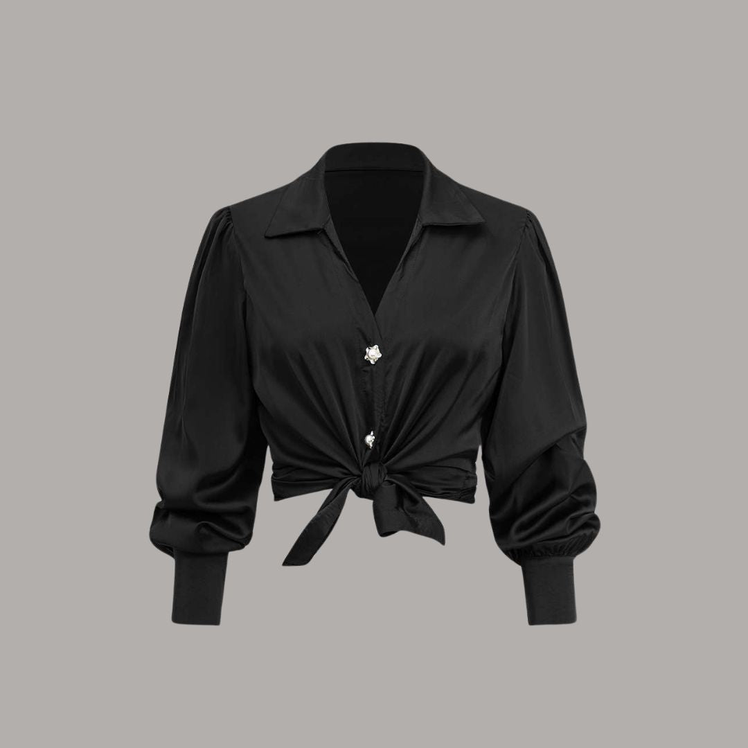 Elegant satinskjorta med pärlknappar och avtagbart knyt, bär som klassisk blus eller trendig topp