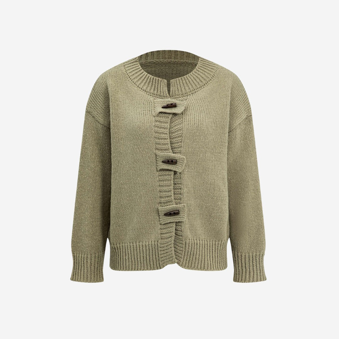 Grön stickad kofta med toggle-knappar och ribbade ärmslut