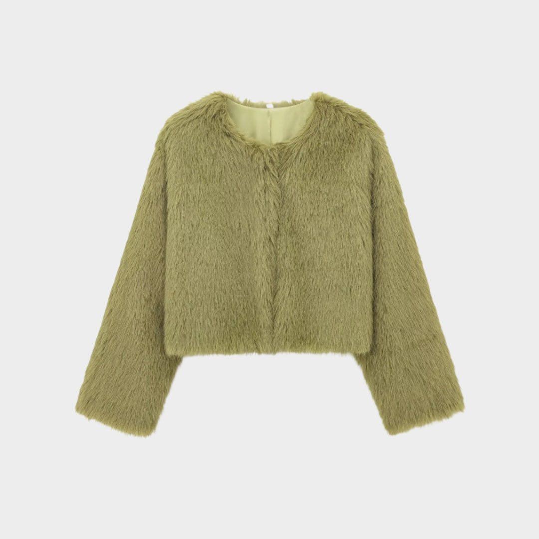 Kort Jacka i fuskpäls med rund hals och knäppning