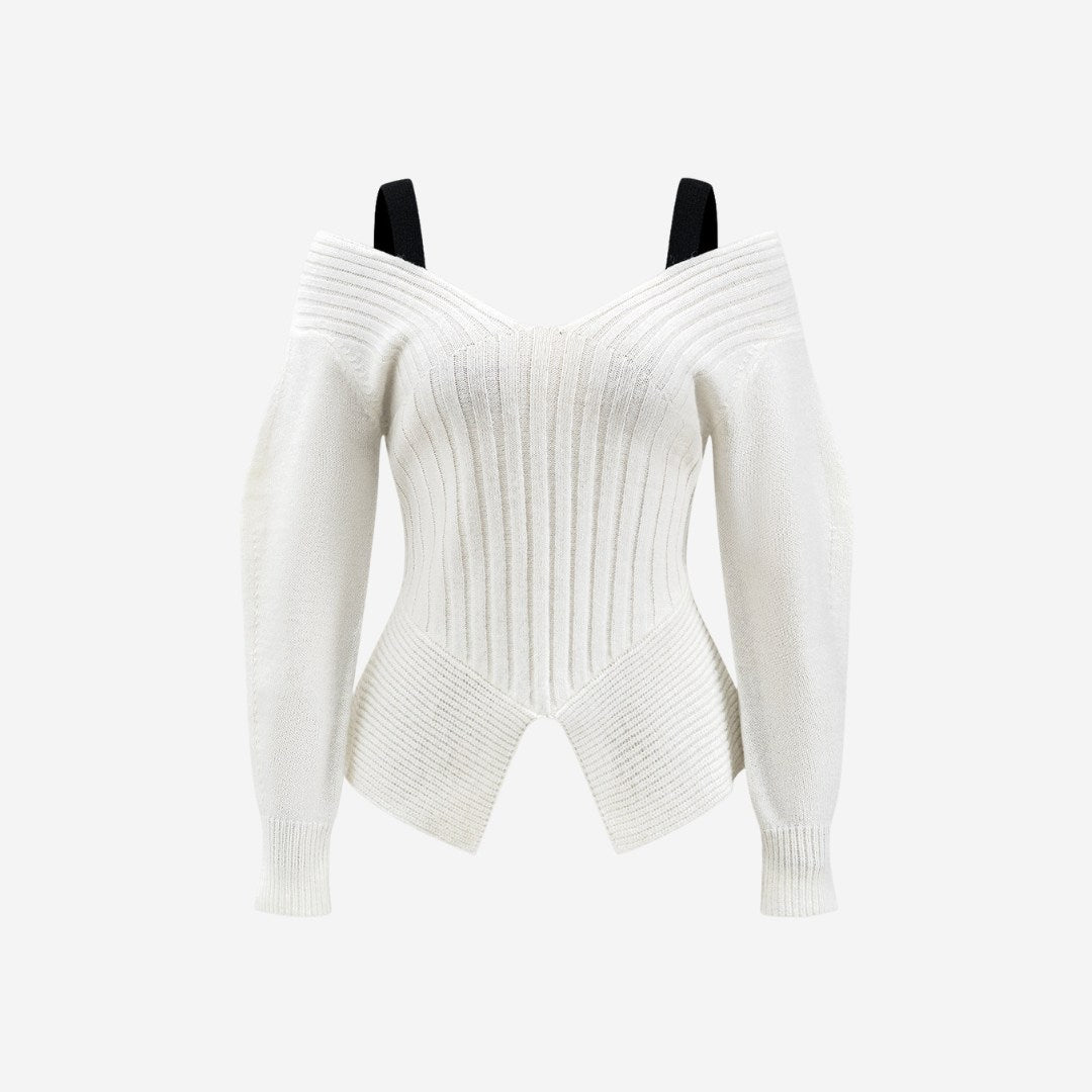 Vit kontraststickad tröja med V-ringning, långärmad och finstickade detaljer