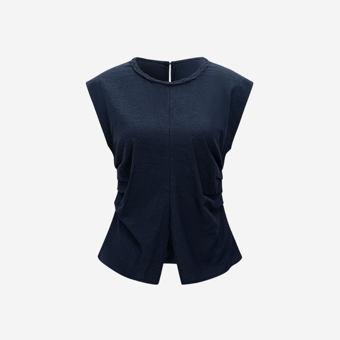 Mörkblå topp med draperade sidor och flätad halsringning