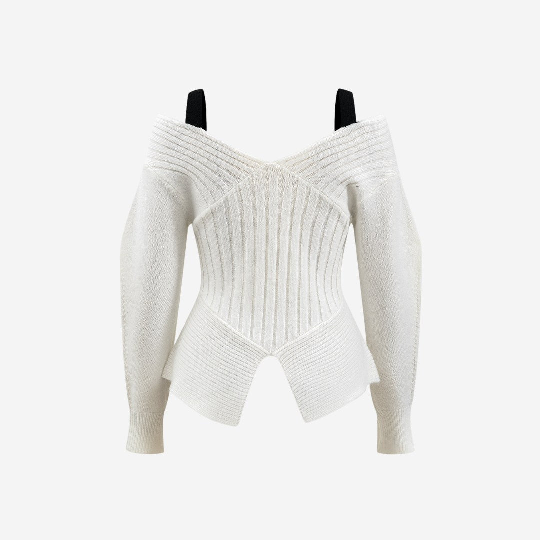 Vit kontraststickad tröja med V-ringning, långärmad och finstickade detaljer