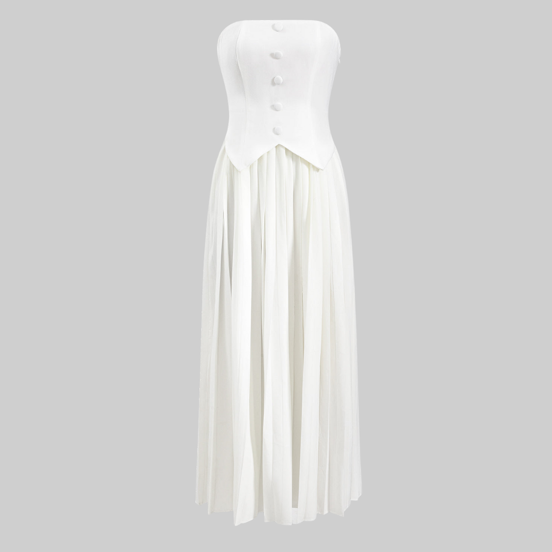 Vit axelbandslös maxiklänning med korsettdetaljer och veckad chiffongkjol i skräddarsydd siluett