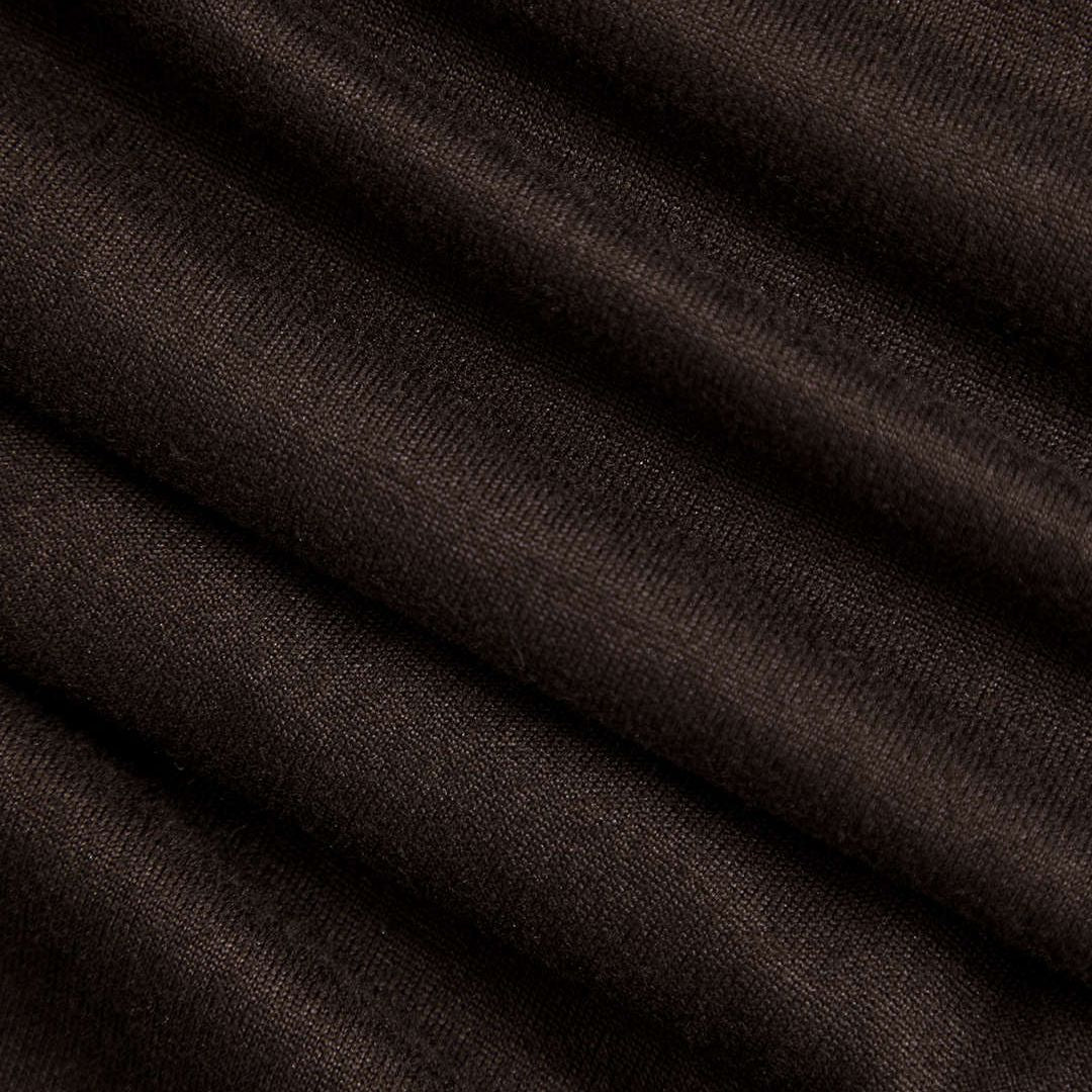 Svart lång jerseyklänning med rynkade detaljer urholkad rygg och slits