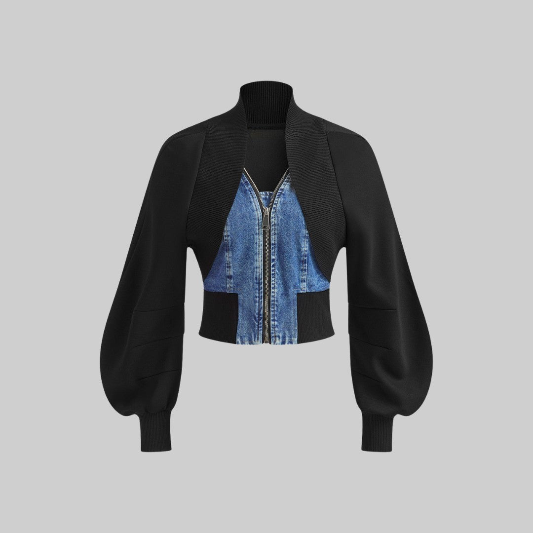 Kort stickad jacka med deniminsats och vida ärmar